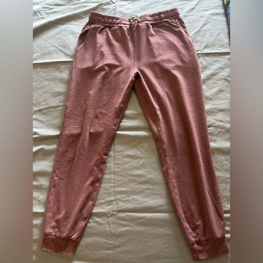 Vuori Performance Jogger